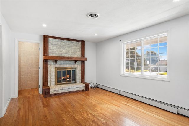 31 Conifer Drive, North Providence, RI 02904