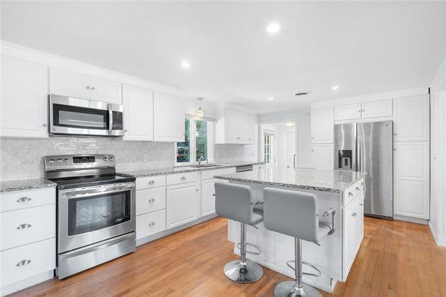 31 Conifer Drive, North Providence, RI 02904