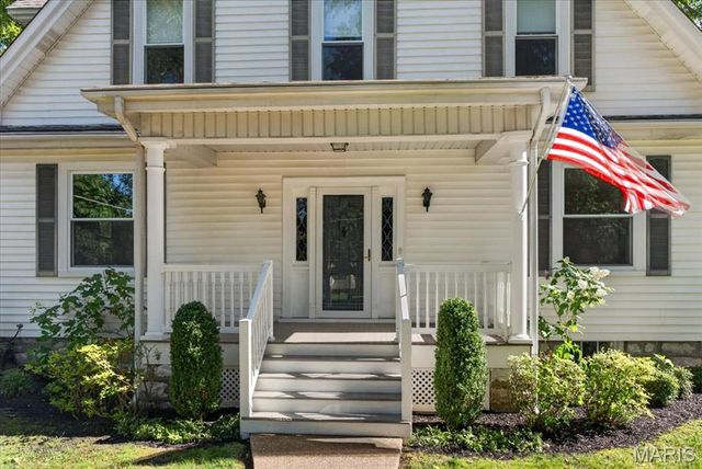 9310 Old Bonhomme Road, Olivette, MO 63132