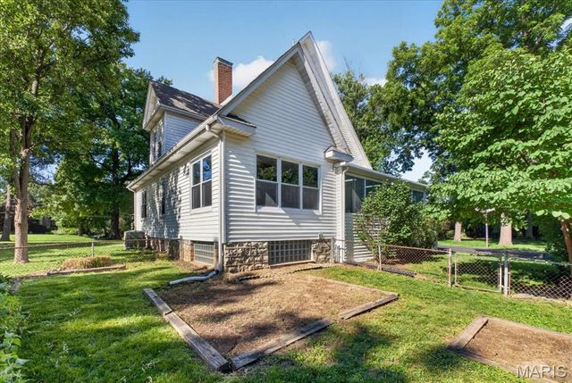 9310 Old Bonhomme Road, Olivette, MO 63132