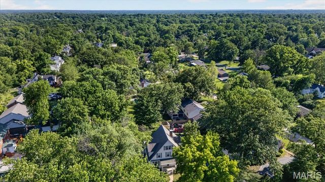 9310 Old Bonhomme Road, Olivette, MO 63132