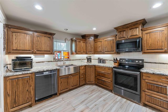 6814 Avenue O, Santa Fe, TX 77510