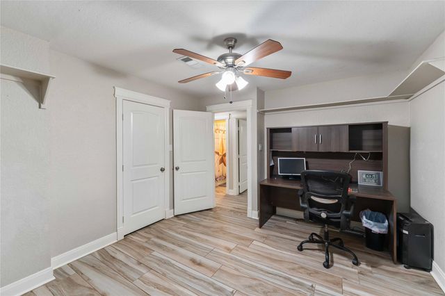 6814 Avenue O, Santa Fe, TX 77510