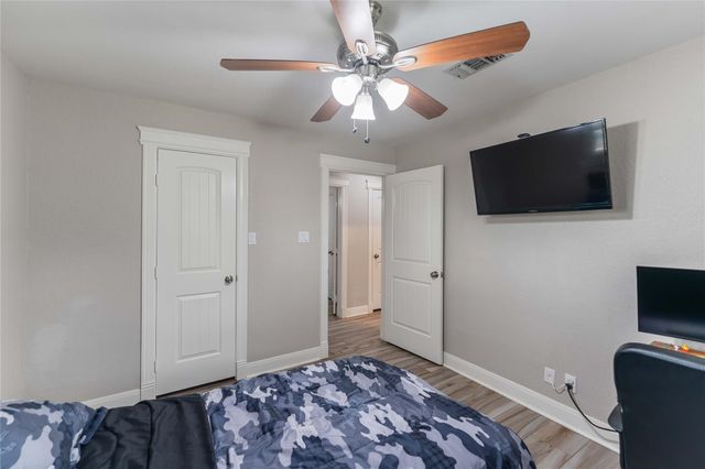 6814 Avenue O, Santa Fe, TX 77510