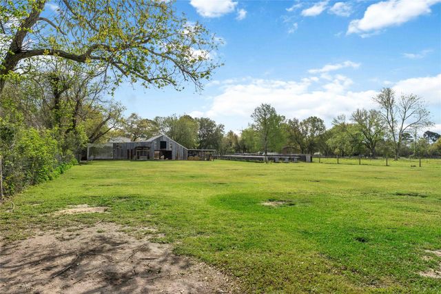 6814 Avenue O, Santa Fe, TX 77510