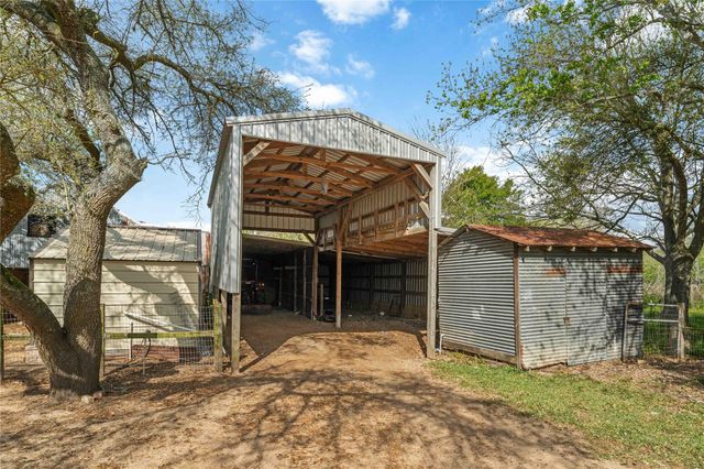 6814 Avenue O, Santa Fe, TX 77510