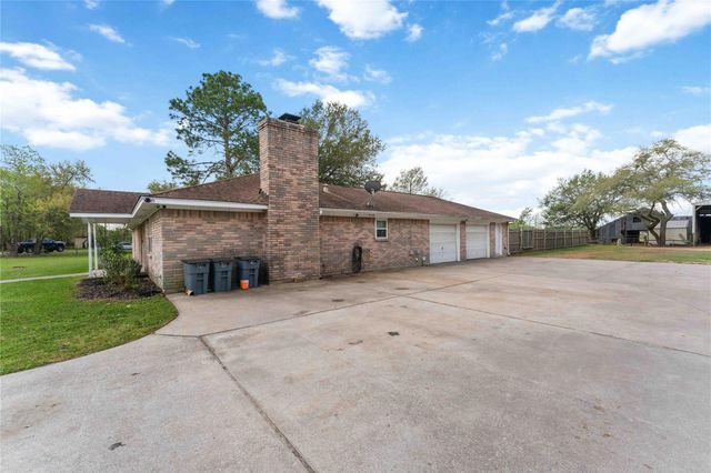 6814 Avenue O, Santa Fe, TX 77510