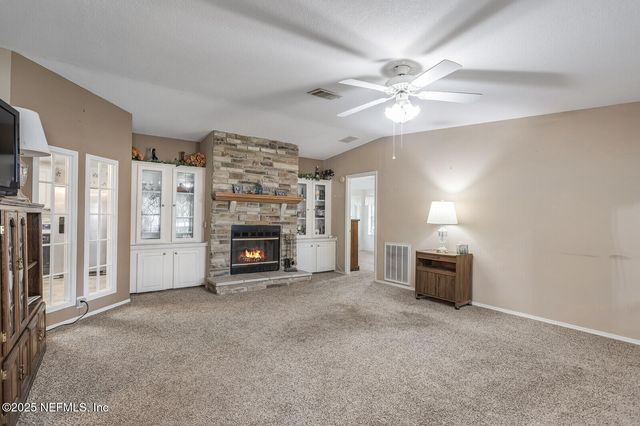 101 PALMLAND Avenue, Satsuma, FL 32189