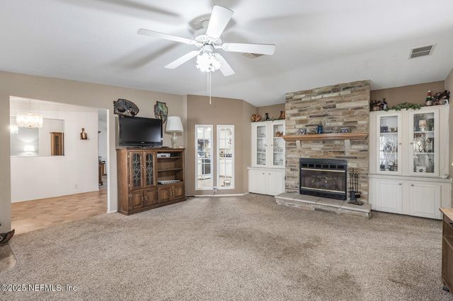 101 PALMLAND Avenue, Satsuma, FL 32189