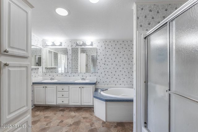 101 PALMLAND Avenue, Satsuma, FL 32189