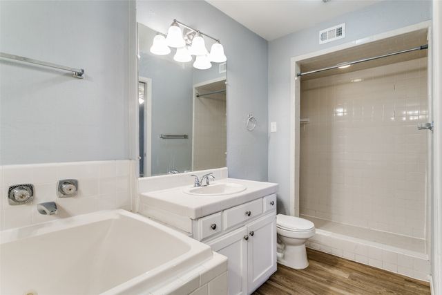 830 Meadowlark Drive, Lewisville, TX 75067