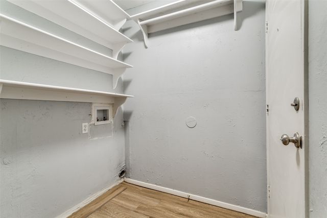 830 Meadowlark Drive, Lewisville, TX 75067