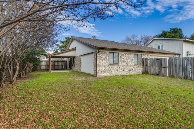 830 Meadowlark Drive, Lewisville, TX 75067