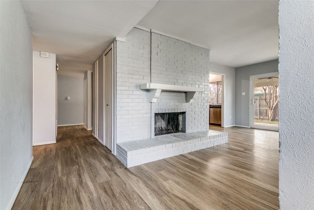 830 Meadowlark Drive, Lewisville, TX 75067