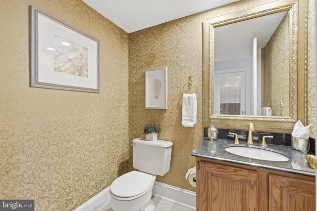 9723 S PARK CIR, Fairfax Station, VA 22039