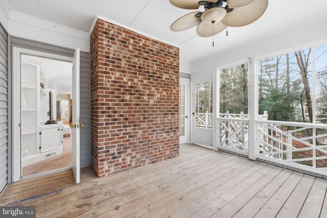 9723 S PARK CIR, Fairfax Station, VA 22039