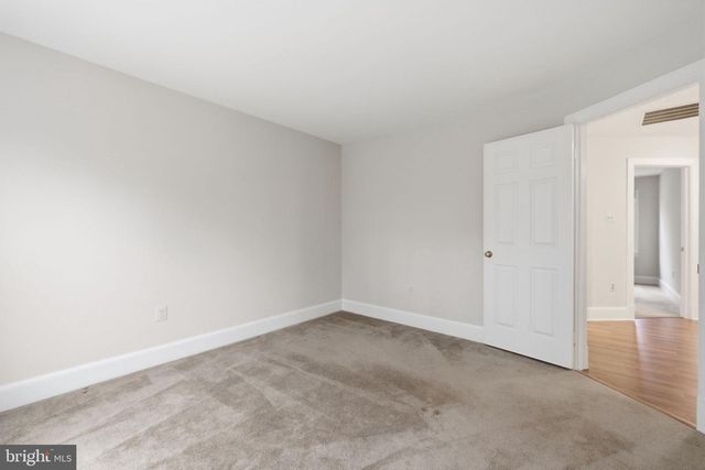 9723 S PARK CIR, Fairfax Station, VA 22039