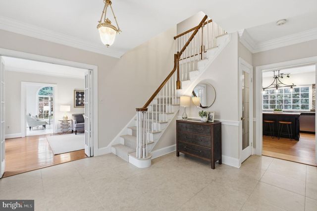 9723 S PARK CIR, Fairfax Station, VA 22039