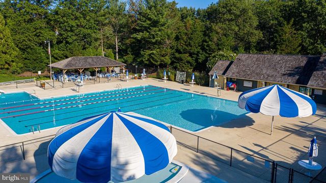 9723 S PARK CIR, Fairfax Station, VA 22039