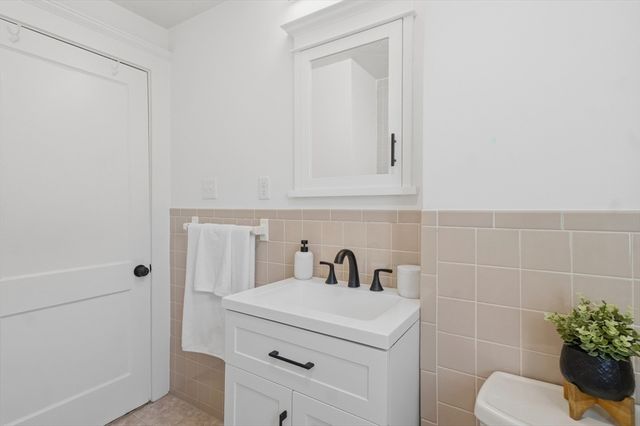 25 Spruce Street 25, Watertown, MA 02472