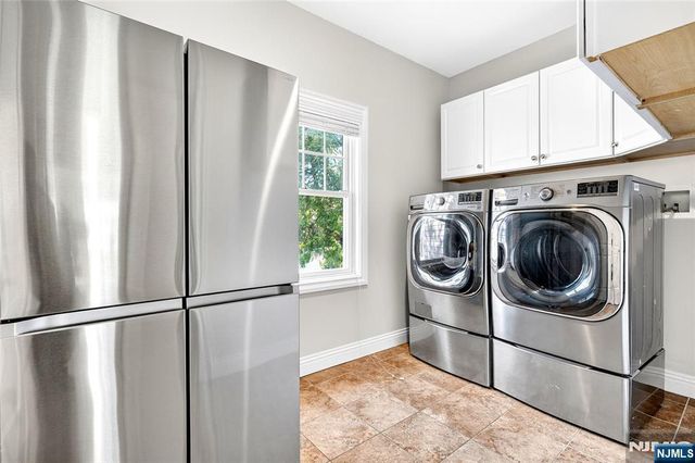 125 E Gramercy Place, Glen Rock, NJ 07452