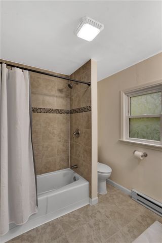 1334 Victoria Ave, New Kensington, PA 15068