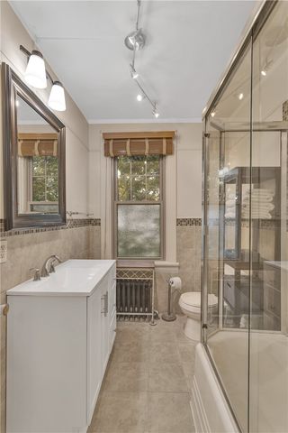 1334 Victoria Ave, New Kensington, PA 15068