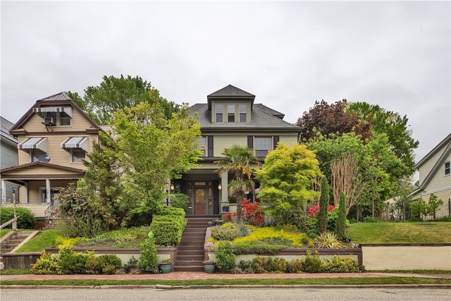 1334 Victoria Ave, New Kensington, PA 15068