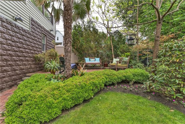 1334 Victoria Ave, New Kensington, PA 15068