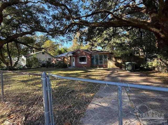 3914 W Gadsden St, Pensacola, FL 32505