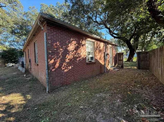 3914 W Gadsden St, Pensacola, FL 32505