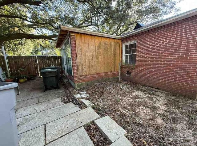 3914 W Gadsden St, Pensacola, FL 32505