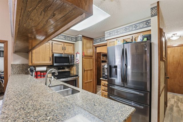 4214 Windhurst Drive, Arlington, TX 76015