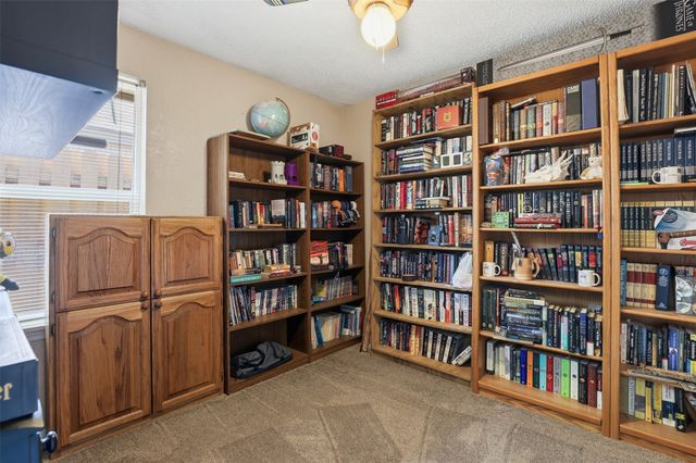 4214 Windhurst Drive, Arlington, TX 76015