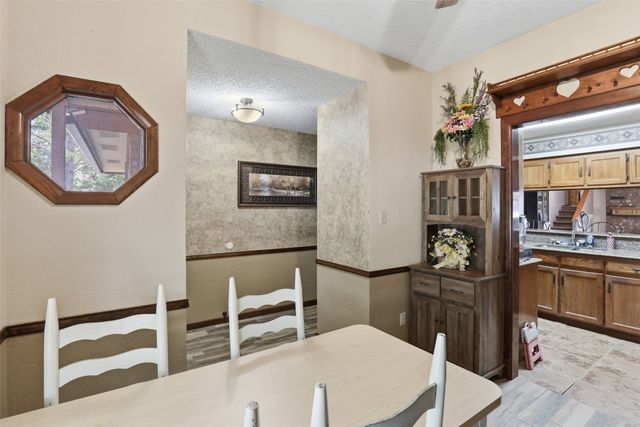 4214 Windhurst Drive, Arlington, TX 76015