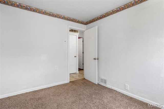 9544 Dana Avenue, Saint Louis, MO 63123