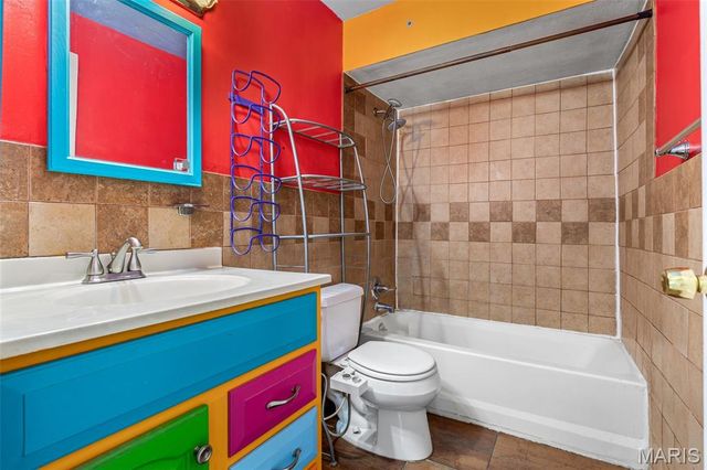 9544 Dana Avenue, Saint Louis, MO 63123