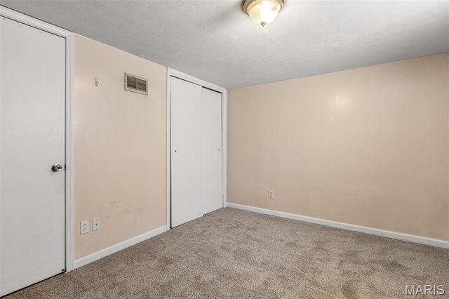 9544 Dana Avenue, Saint Louis, MO 63123