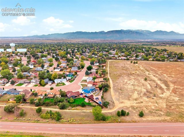 6735 Blue River Way, Colorado Springs, CO 80911