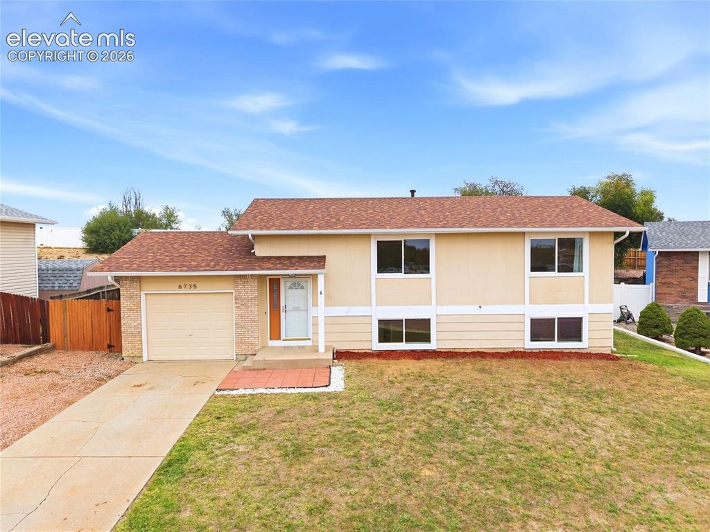 6735 Blue River Way, Colorado Springs, CO 80911 — photo 2