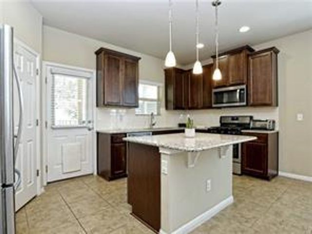 416 Callahan LN, Leander, TX 78641