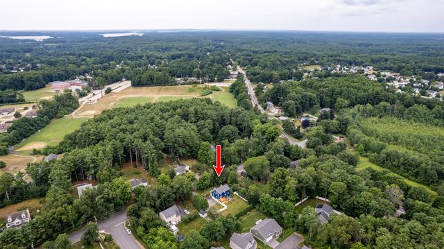 18 Leathers Lane, Dover, NH 03820