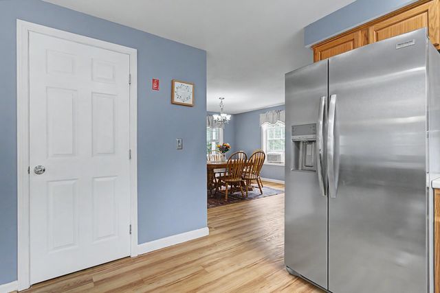 18 Leathers Lane, Dover, NH 03820