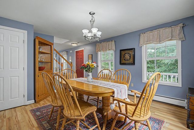 18 Leathers Lane, Dover, NH 03820