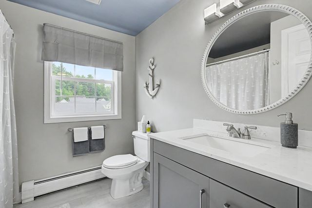 18 Leathers Lane, Dover, NH 03820