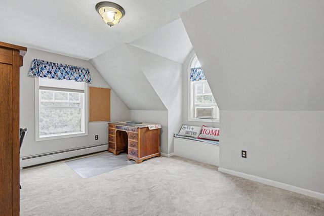 18 Leathers Lane, Dover, NH 03820