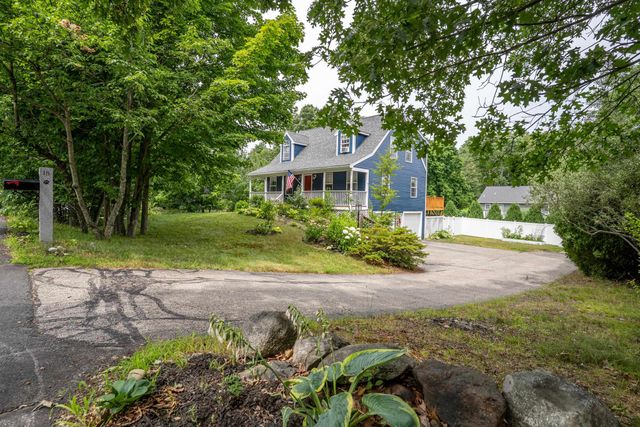 18 Leathers Lane, Dover, NH 03820