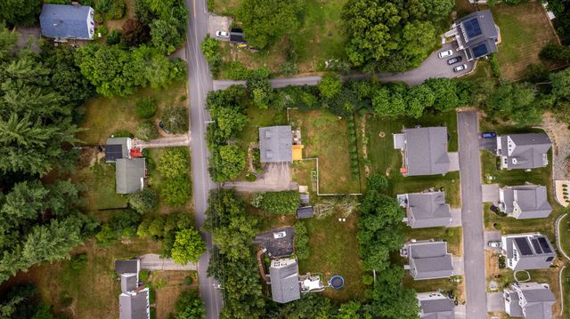 18 Leathers Lane, Dover, NH 03820