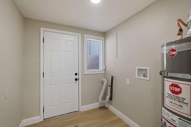 6327 N Pershing Ave, Stockton, CA 95207