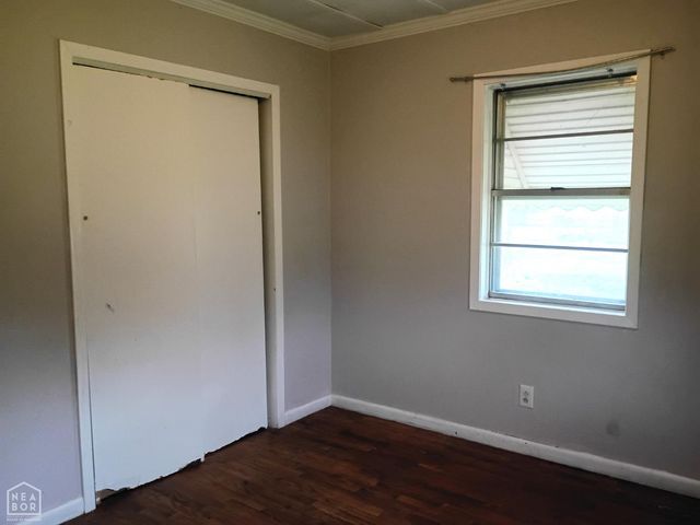 104 S 13th Avenue, Paragould, AR 72450